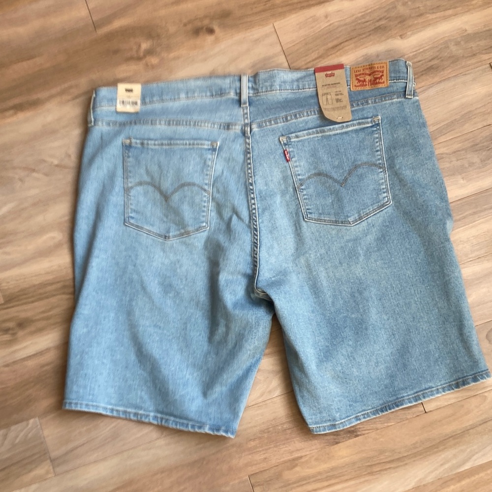 Levi's shaping Bermuda jean short smoothing tummy panel denim short 24W - Picture 7 of 16